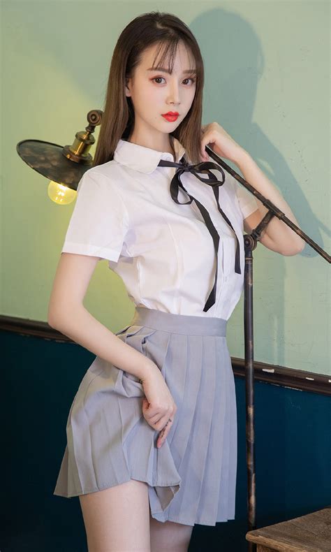 搓开美的衣服